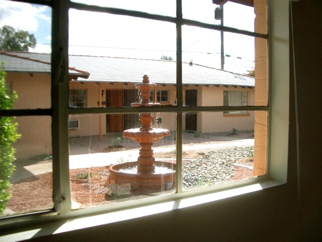 Foto del edificio - Moon River Apartments
