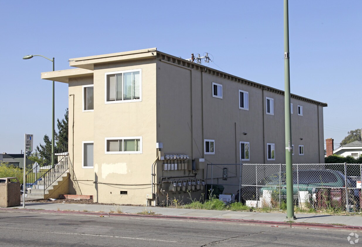 Foto del edificio - 2791 Ritchie St