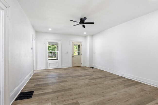 Foto del edificio - 840 Jackson St