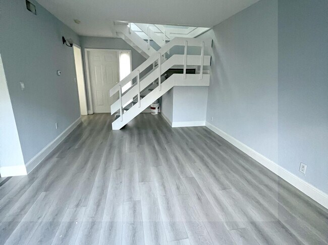 Foto del edificio - 512 SW 1st St