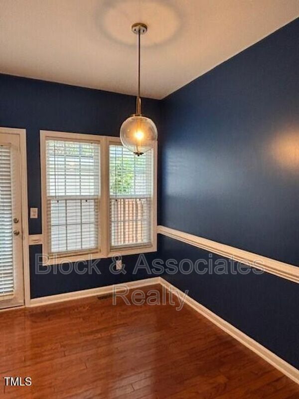 Foto del edificio - 2407 Trout Stream Drive