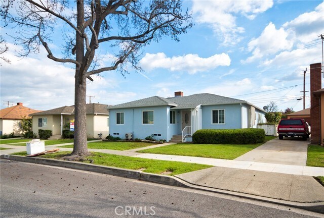 Primary Photo - 1304 Camelia Dr
