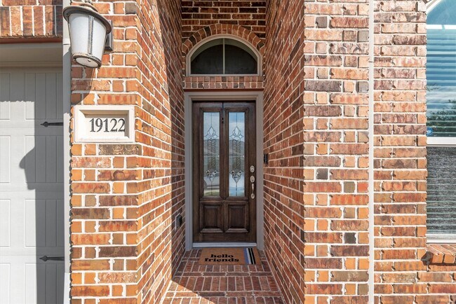 Foto del edificio - 19122 Panther Cave Ct