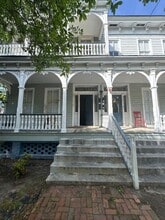 Building Photo - 216 E Henry St
