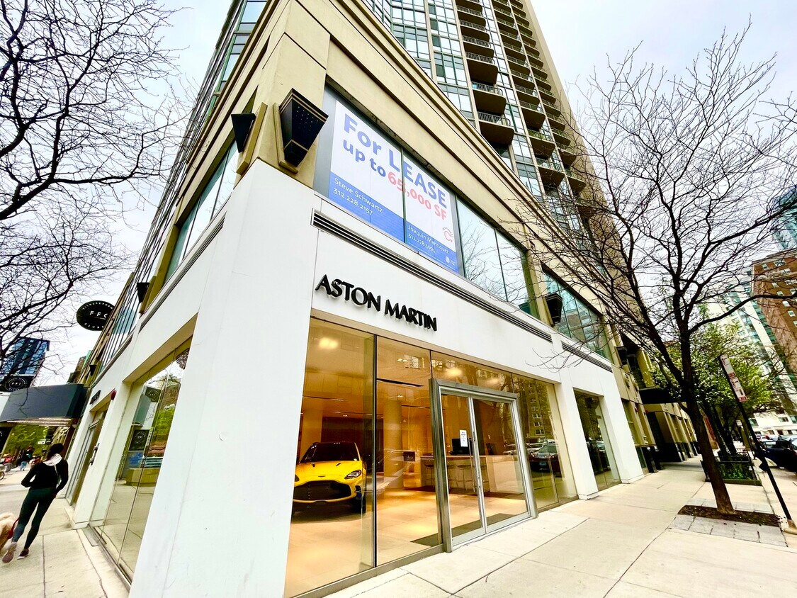 Foto principal - 111 W Maple St