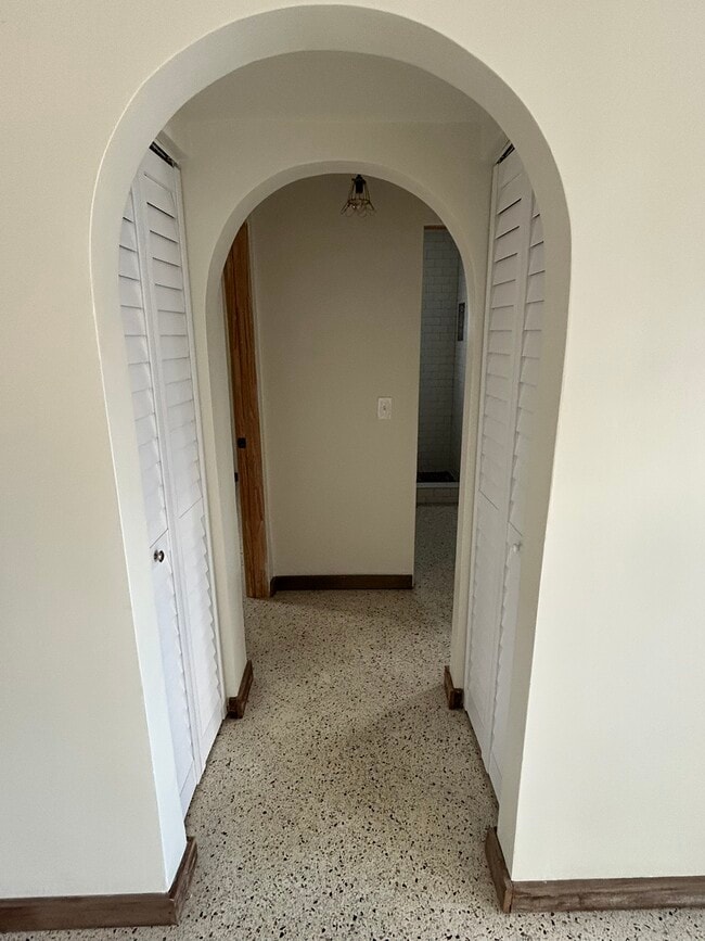 Foto del edificio - 910 SW 4th Ave