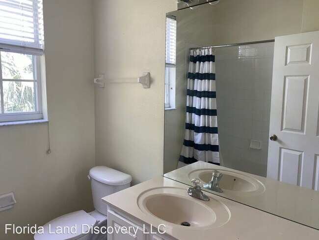 Building Photo - 3 br, 2 bath House - 6166 Stevenson Dr Uni...
