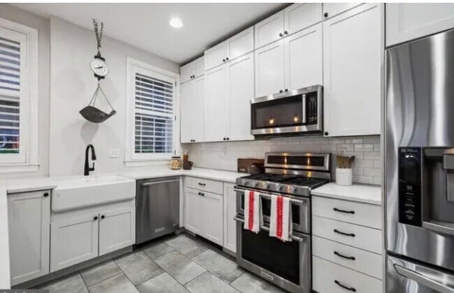 Foto del edificio - 1238 Waverly Walk