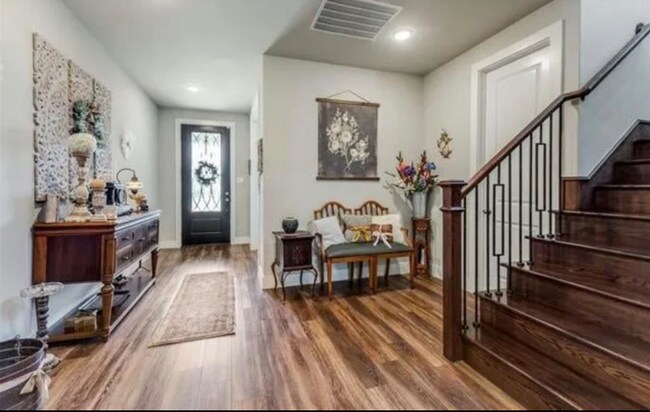 Foto del edificio - 1312 Caprock Dr