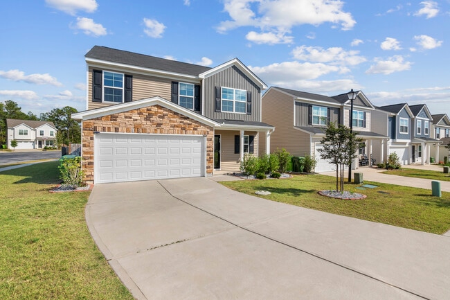 Building Photo - 672 Penfolds Wy