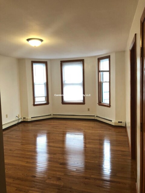 Primary Photo - 234 Elm St