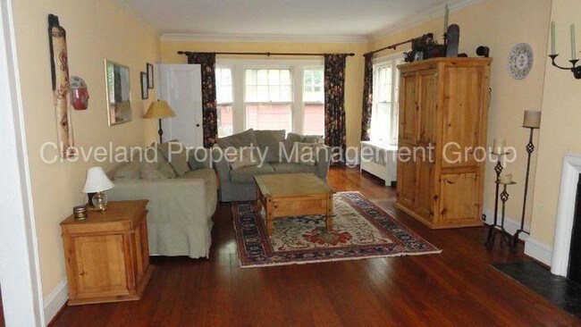 Foto del edificio - 12723 Cedar Rd