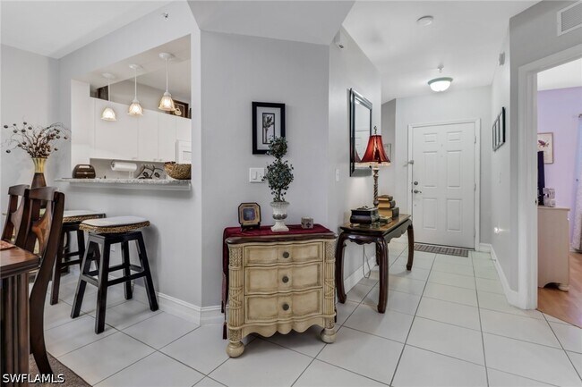Building Photo - 7823 Regal Heron Cir