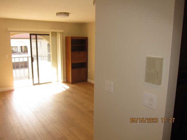Foto del edificio - 3033 E Devonshire Ave