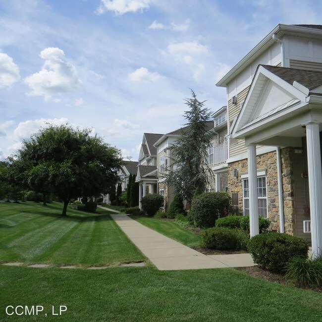 Building Photo - 444 Cedarville Rd