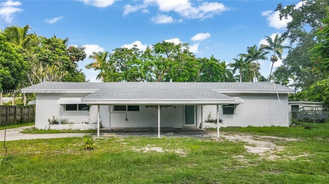 Building Photo - 14301 SW 82nd Ct  0 Palmetto Bay Fl 33158