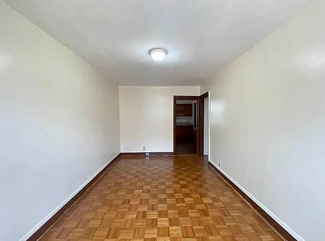 Building Photo - 1059 Winthrop St