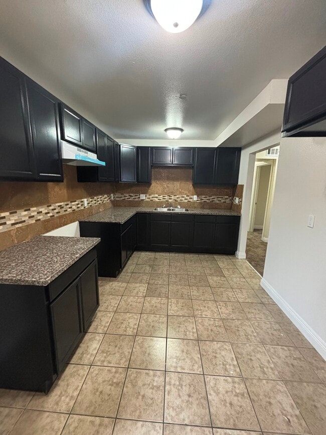 Foto del edificio - 755 E 76th St