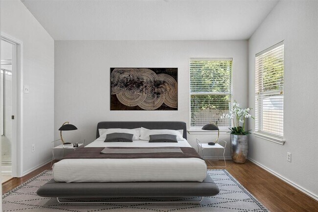 Foto del edificio - 437 Sweet Leaf Ln