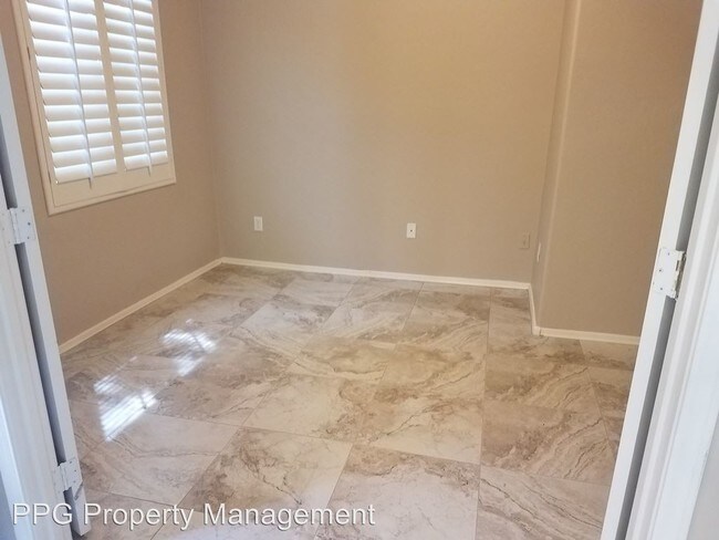 Building Photo - 3 br, 2.5 bath House - 616 E Los Arboles Pl