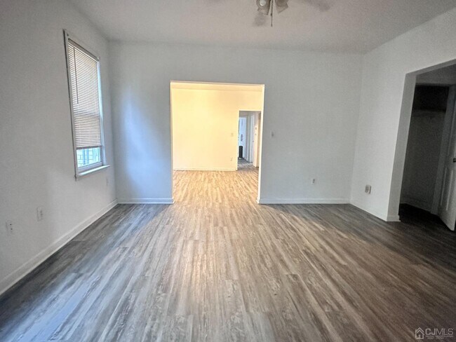 Foto del edificio - 424 Cedar Ave