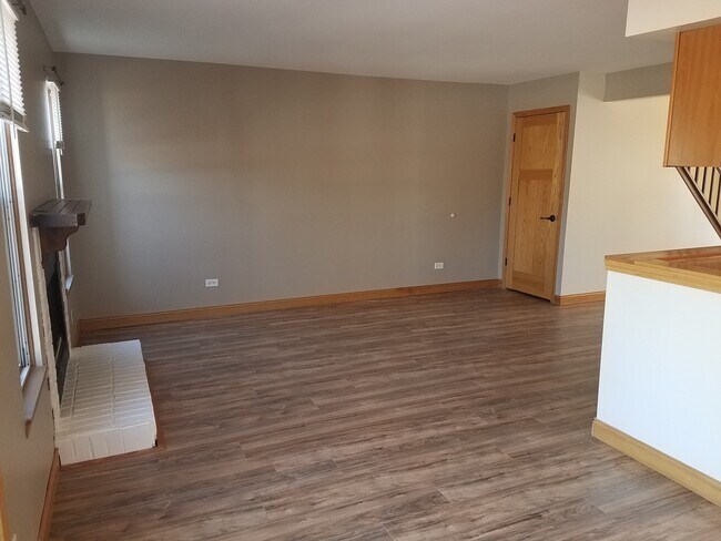 Foto del edificio - 3339 York Ln