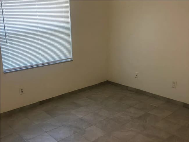 Building Photo - 109 Fiesta Cir