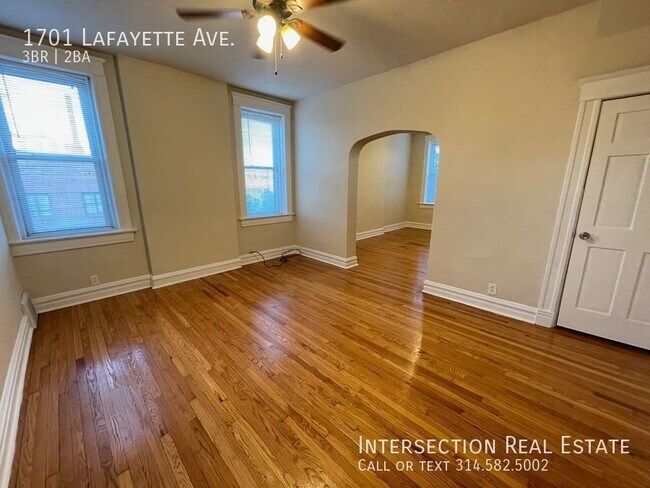 Foto del edificio - Huge Lafayette Square Townhouse