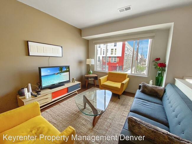 Foto del edificio - 2 br, 3 bath House - 518 Park Ave W.