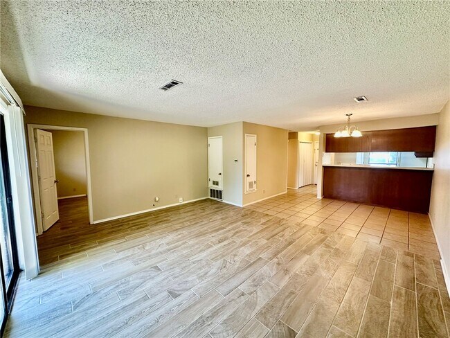 Foto del edificio - 1320 W Linden St