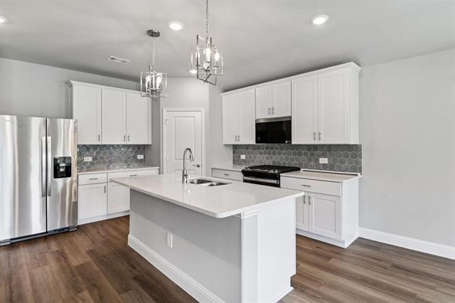 Foto del edificio - 509 Midnight Oak Dr