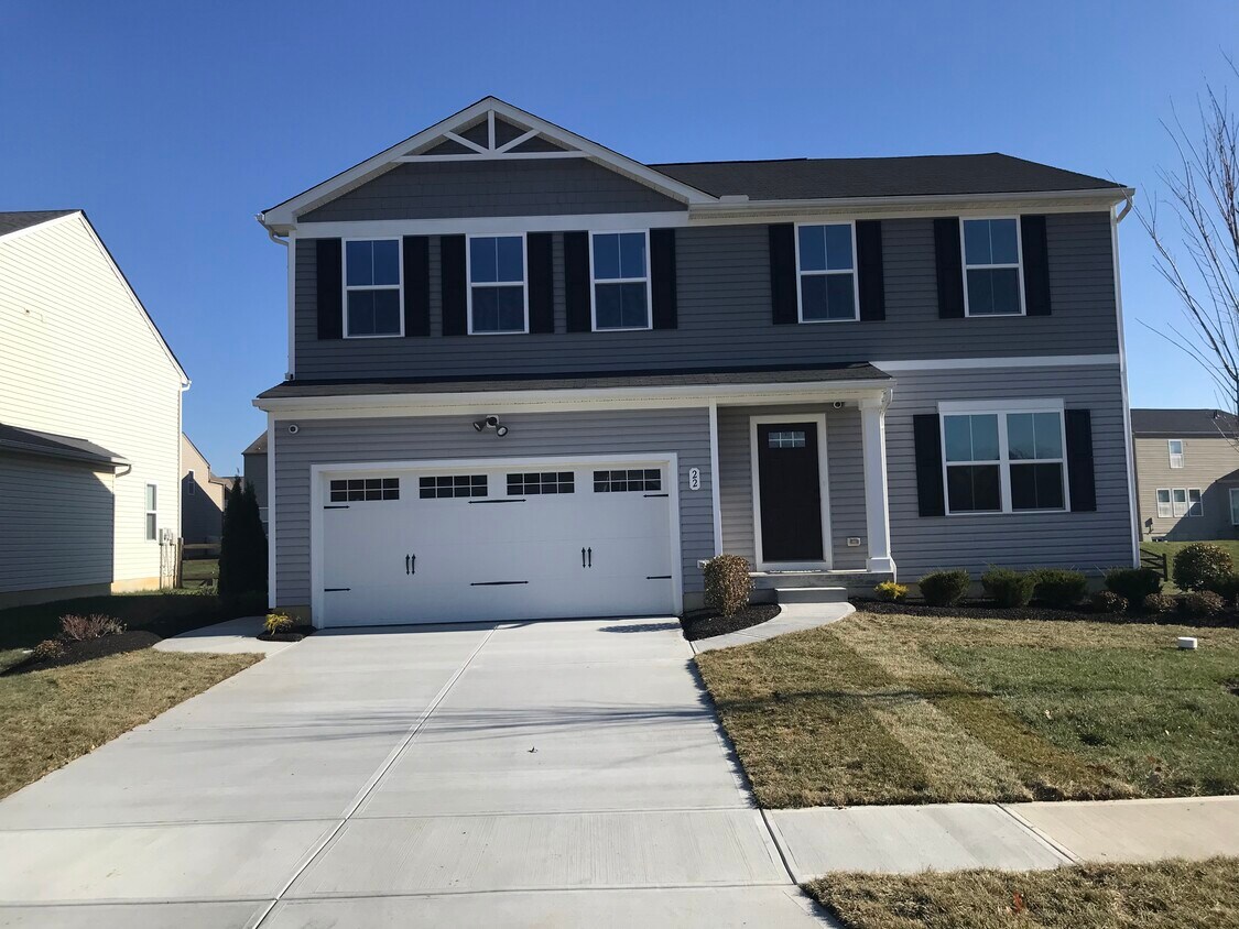 Primary Photo - 22 Cedarwood Dr