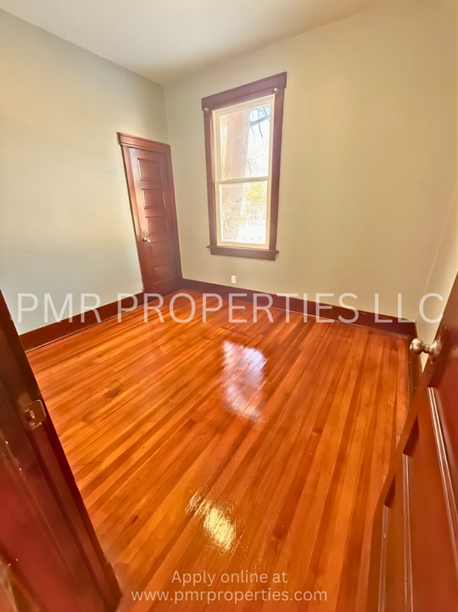 Foto del edificio - 2 Bedrooms/1 Bathroom House