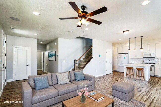 Foto del edificio - 1611 W Parkview Dr