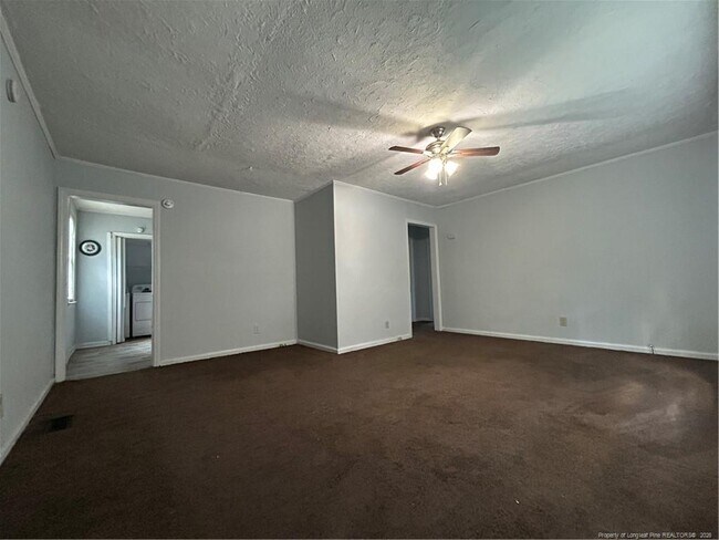 Building Photo - 505 E 6th Ave
