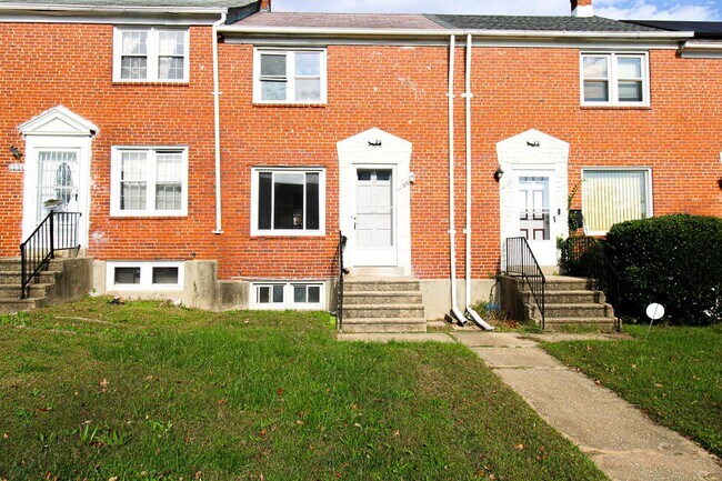 Foto del edificio - 1096 Cameron Rd