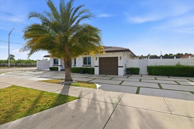 Foto del edificio - 18366 SW 139th Ct