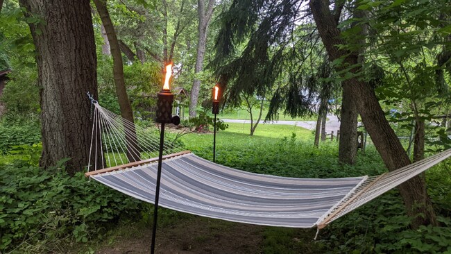 Foto del edificio - 8970 E Gull Lake Dr