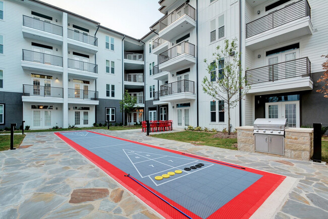 Building Photo - Farmhouse Apartments