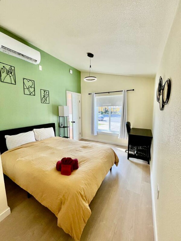 Foto del edificio - 1798 Morrill Ave