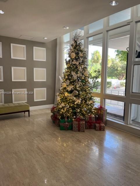 Foto del edificio - 7441 Wayne Ave