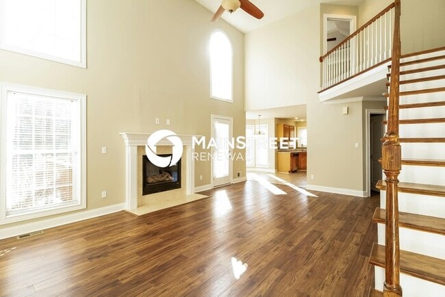 Building Photo - 3 Bedroom Pet-Friendly Home in Louisville,...