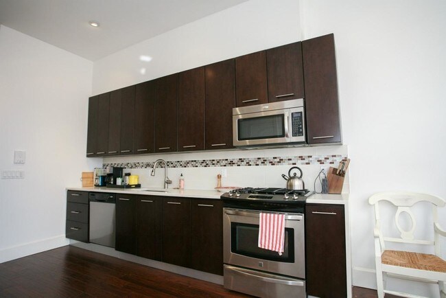 Building Photo - 19 Lefferts Pl