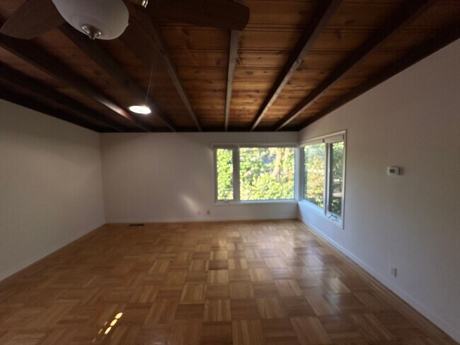 189 (521-523 Belle) - 189 (521-523 Belle) Apartment