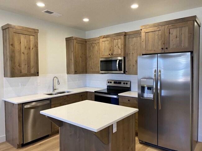 Foto del edificio - 4008 Bedford Pl