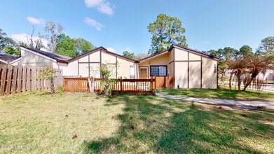 Building Photo - 2530 Whispering Woods Blvd