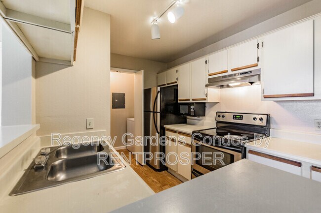 Photo - 4225 Thornbriar Ln Apartment