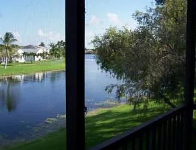 Building Photo - 15706 E Waterside Cir
