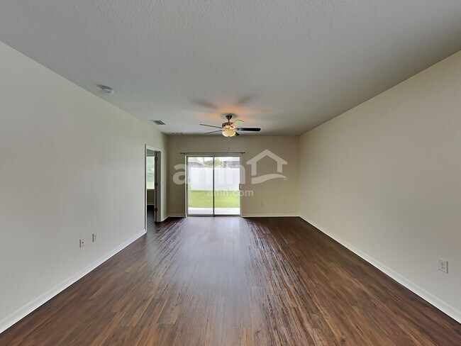 Foto del edificio - 4117 Lindever Ln