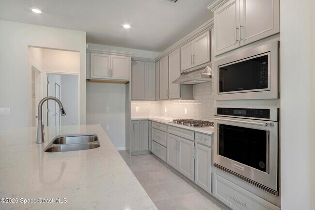 Foto del edificio - 10369 Pk Ests Ave